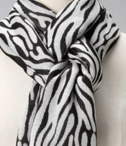 NWT Reversible Safari  Design Scarf
